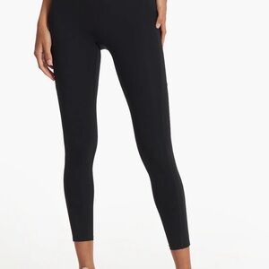 Vuori Stride Black Leggings